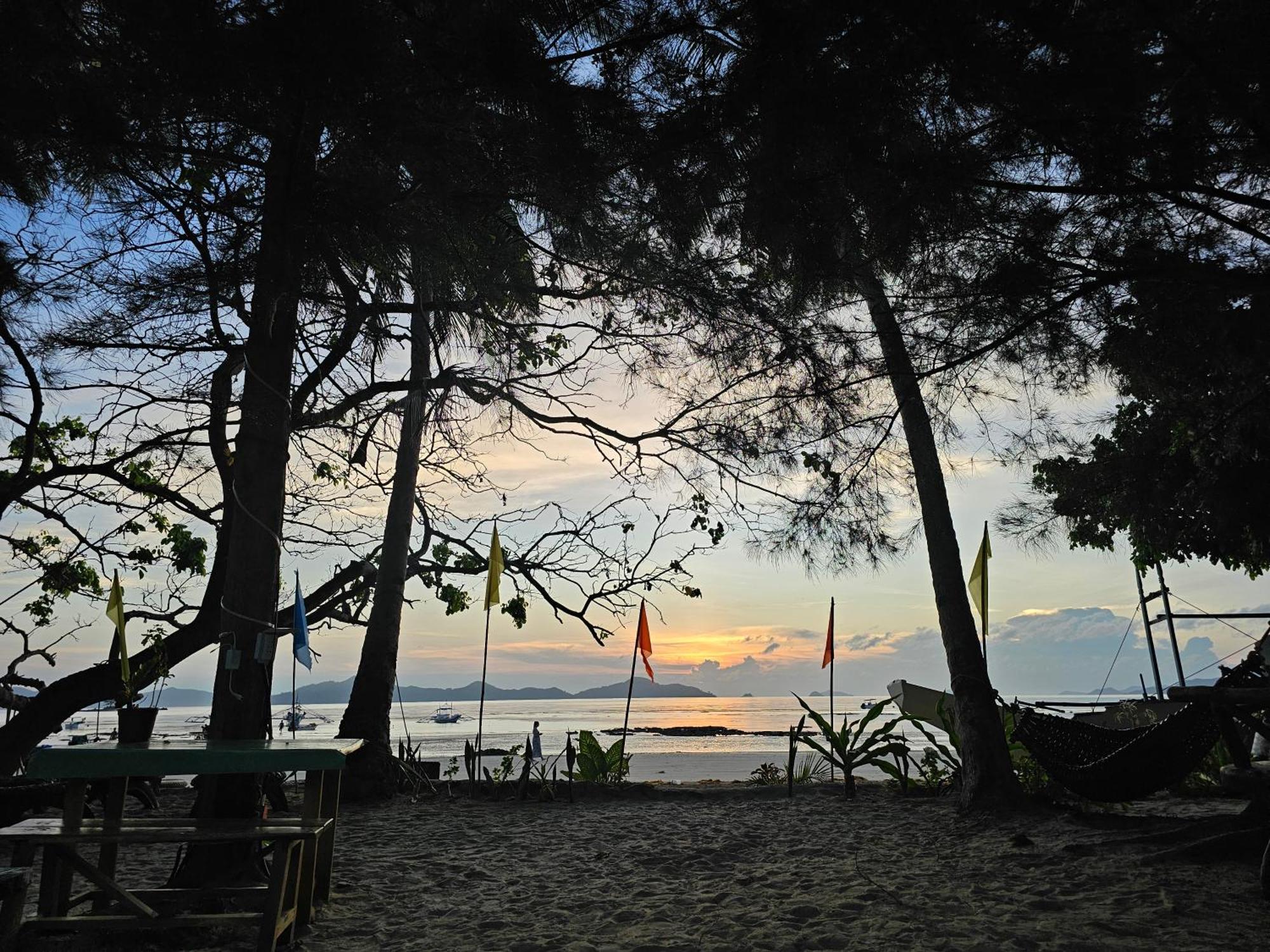 Floresitas Beach Resort El Nido Ngoại thất bức ảnh